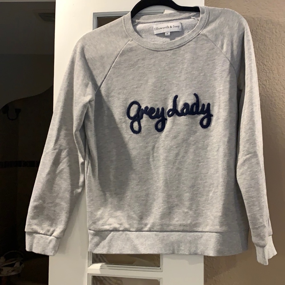 Ellsworth & Ivey size M light weight long sleeve grey sweatshirt.